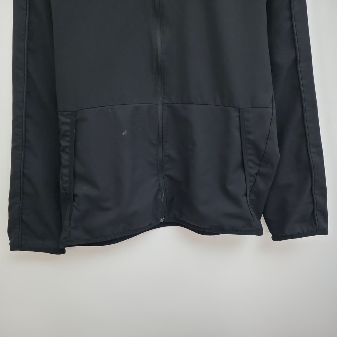 [L] 나이키 드라이핏  블랙 스우시 트랙 자켓 상품이미지3