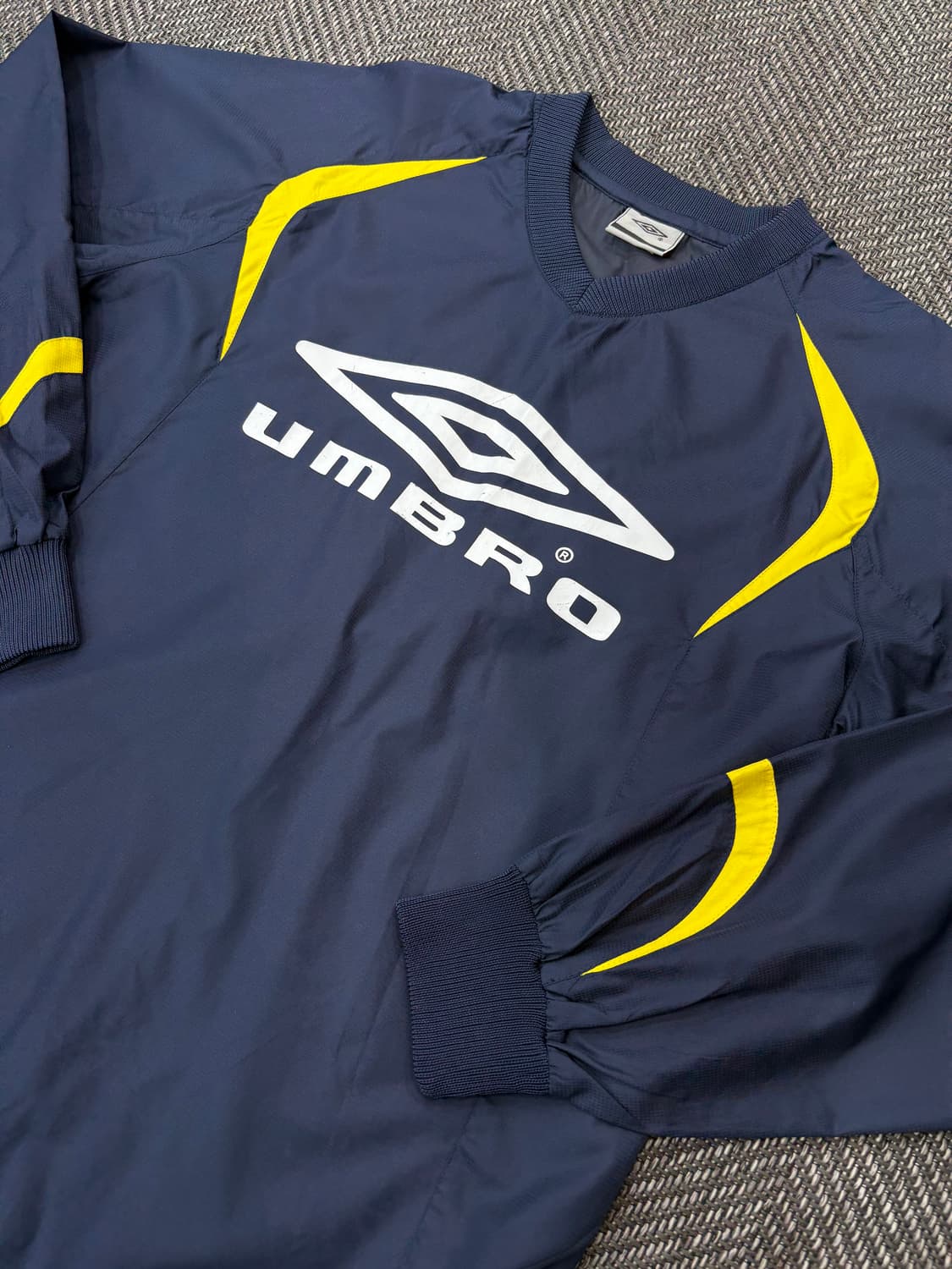 엄브로 웜업 네이비 상품이미지4