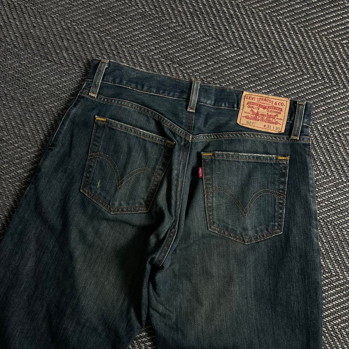 리바이스 527 세미 부츠컷 워싱 데님 팬츠y 4113 상품이미지3