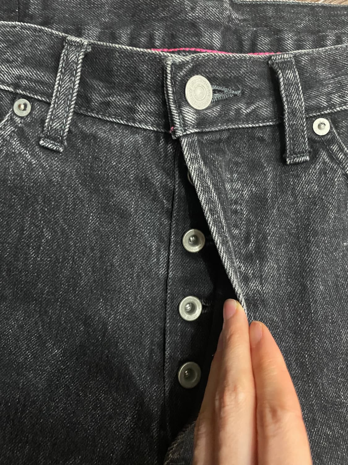 오디너리핏츠 5포켓 루즈 앵클 데님 블랙 상품이미지4
