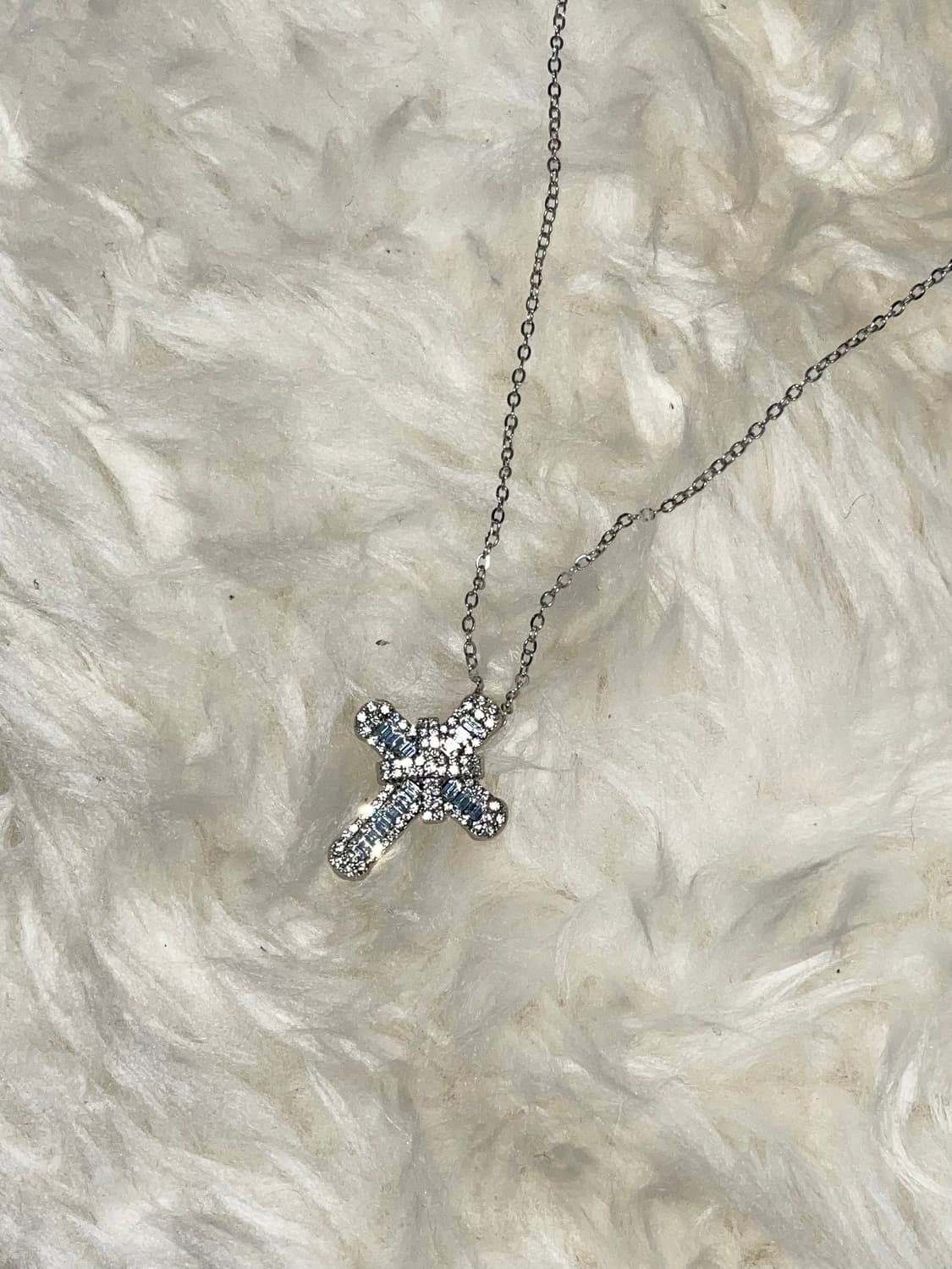 큐빅 십자가 네크리스 상품이미지3