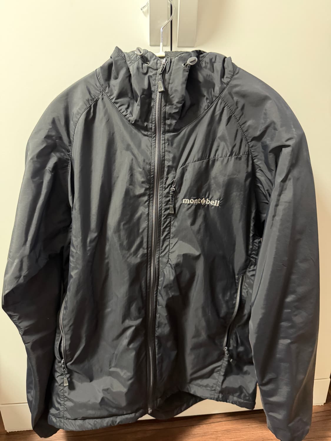 몽벨 바람막이 상품이미지1