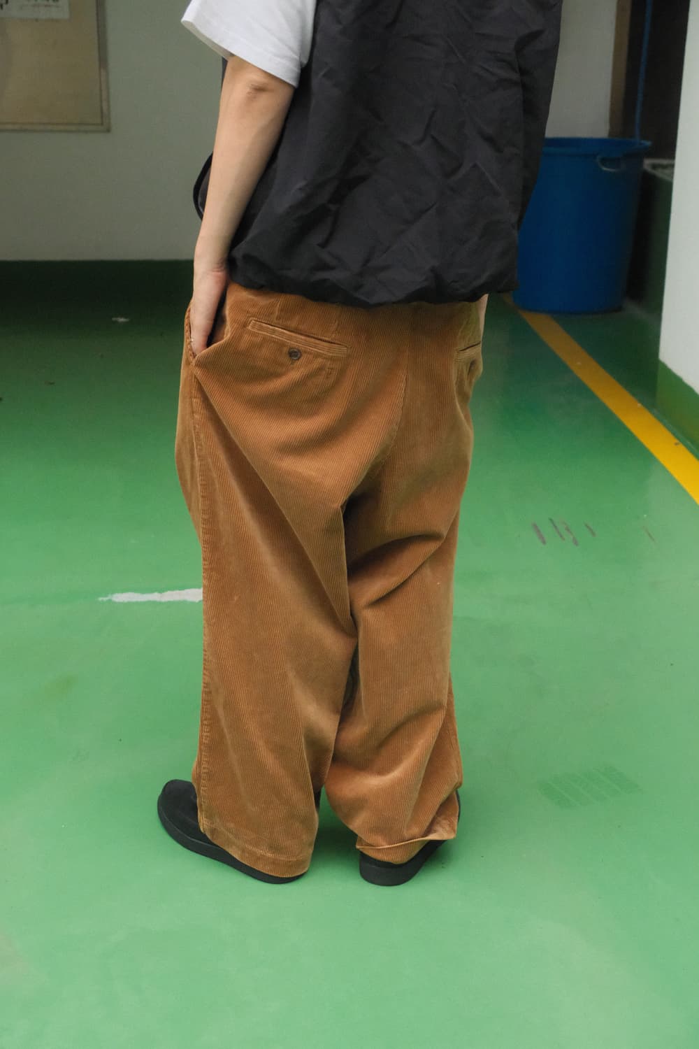 꼼데가르송 옴므 21FW 코듀로이 팬츠 상품이미지3