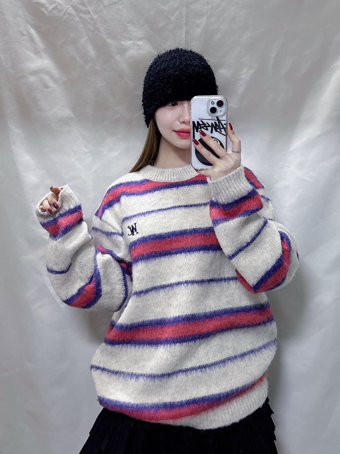 우알롱 스몰로고 니트  상품이미지1