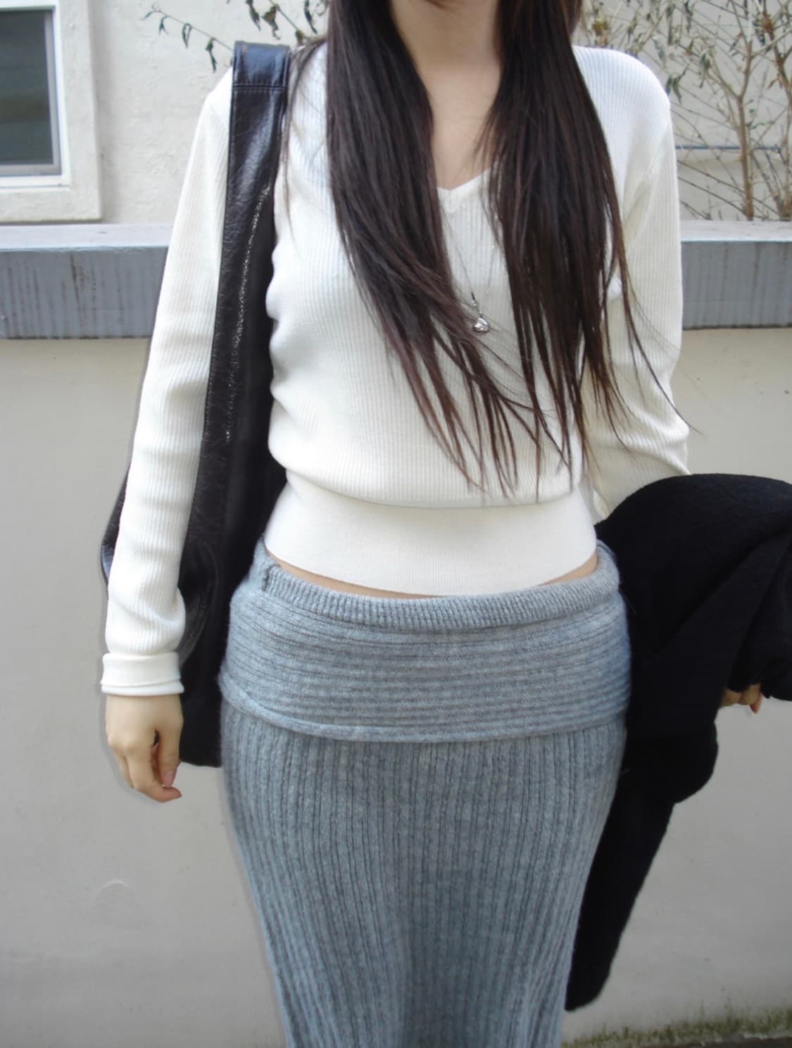 아워캐비넷 than v neck knit 팝니다 상품이미지1