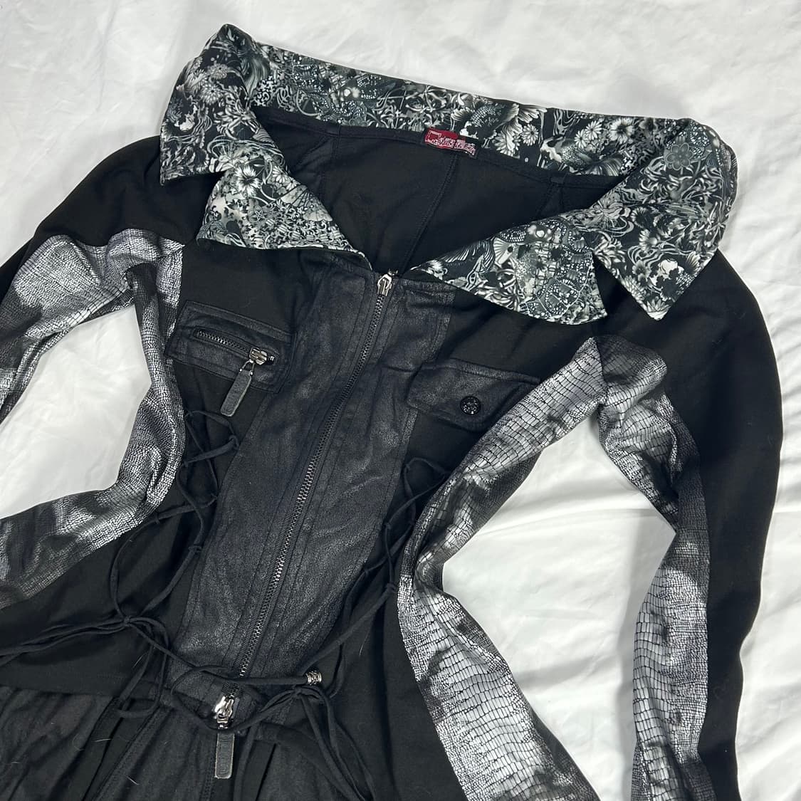 [qutie frash] 오리엔탈 고딕펑크 레이스업 집업 드레스 상품이미지3