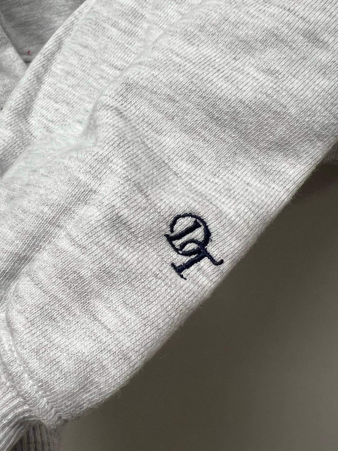 던스트 남녀공용 맨투맨 사이즈M 상품이미지3