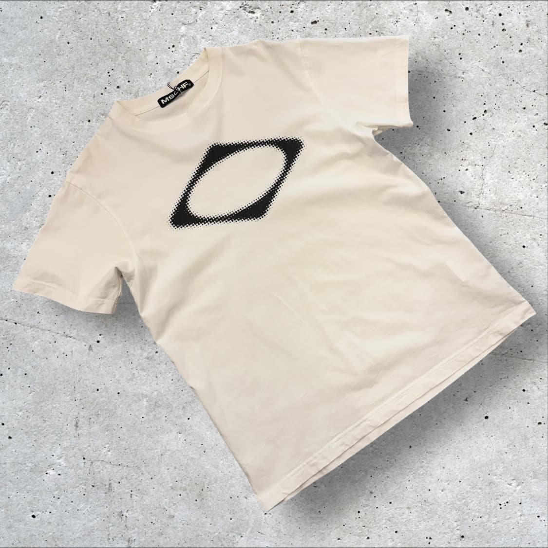 [M] 미스치프 MSCHF 로고 반팔티 화이트 B755 상품이미지1