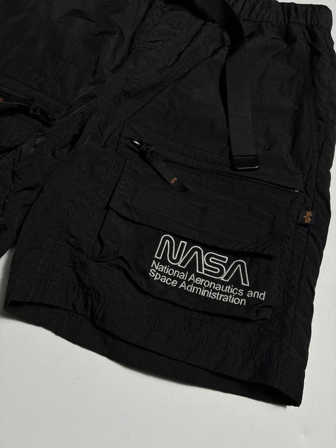 알파인더스트리 NASA 유틸리티 나일론 반바지 R2107 상품이미지4