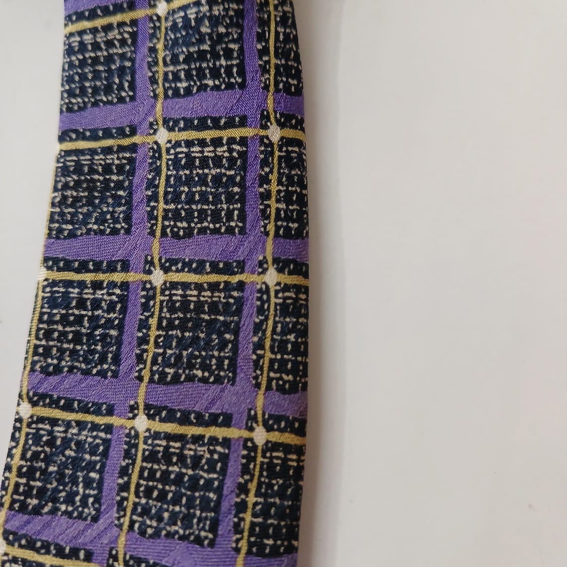 발망 실크 퍼플 체크 패턴 넥타이 9.5cm A~B등급 A19284
 상품이미지8