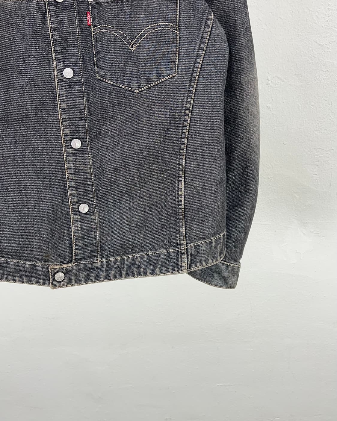 리바이스 엔지니어드 진 흑청 데님 트러커 셔츠 자켓 상품이미지5