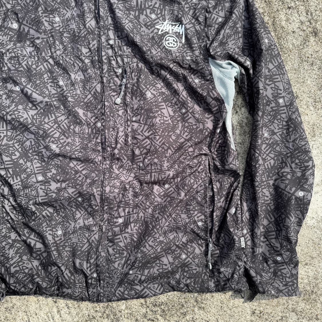 [M-L] Stussy 어센틱 로고 풀 프린팅 바람막이 자켓 상품이미지5