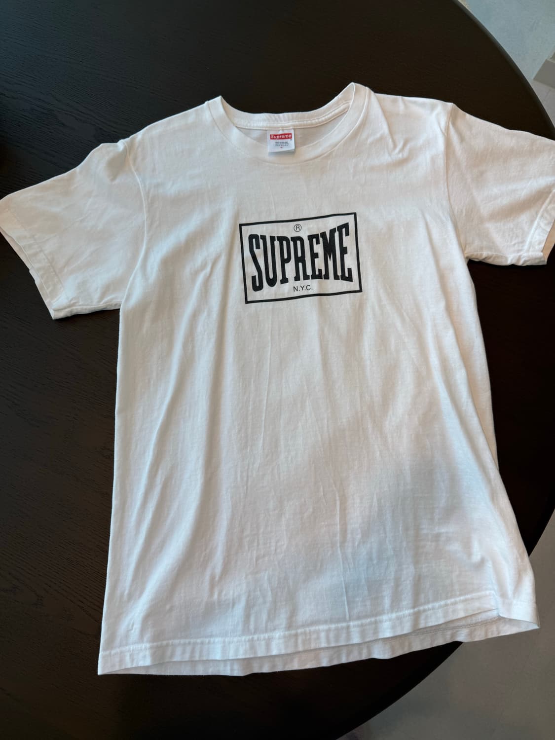슈프림 로고 화이트 반팔 티셔츠 S 상품이미지3