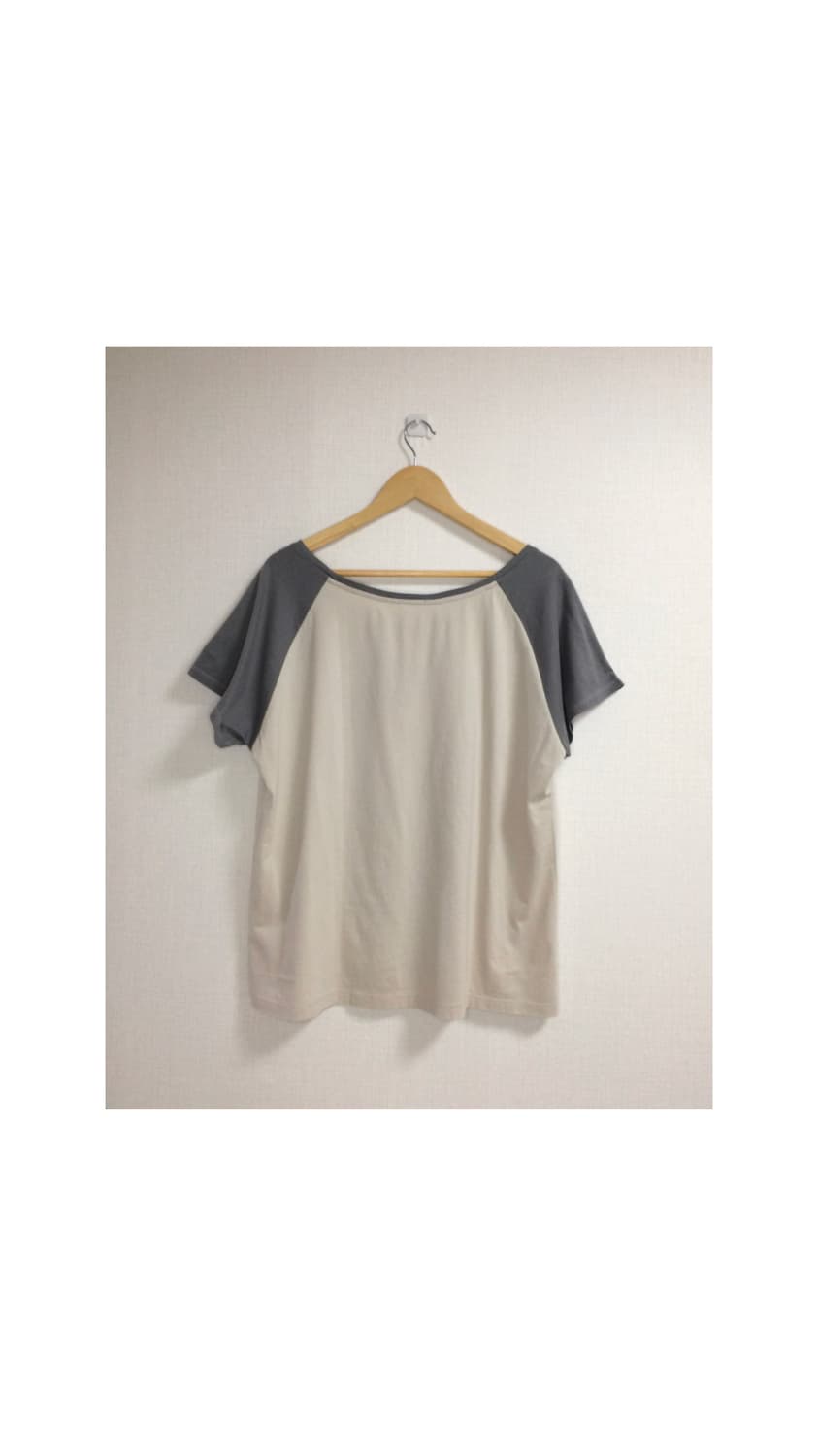 유니클로 x 헬로키티 빅 프린팅 반팔 상품이미지3