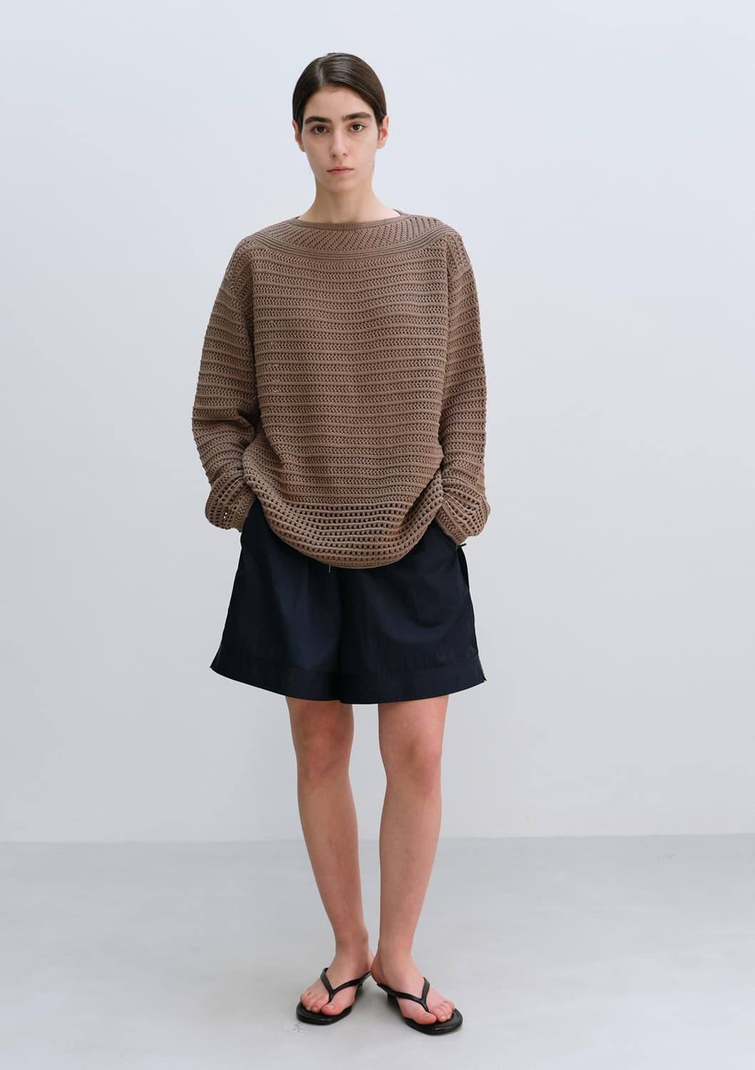 문달 Lilt Crochet Knit in Brown 상품이미지2