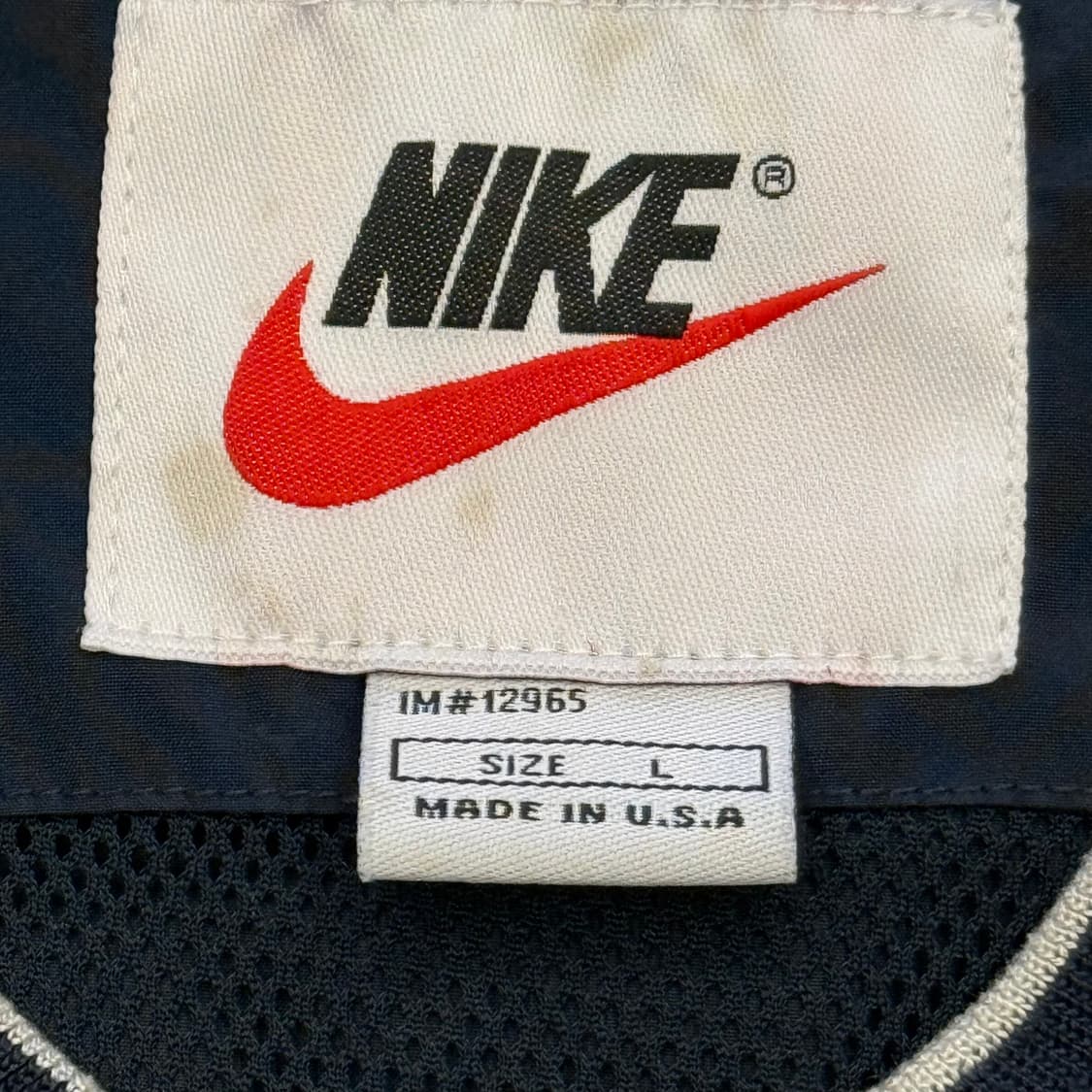 L 나이키 옐로우 빅로고 브이넥 웜업 상품이미지4