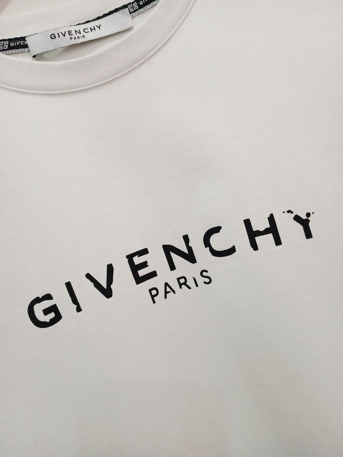 (정품) 지방시 반팔티 상품이미지3