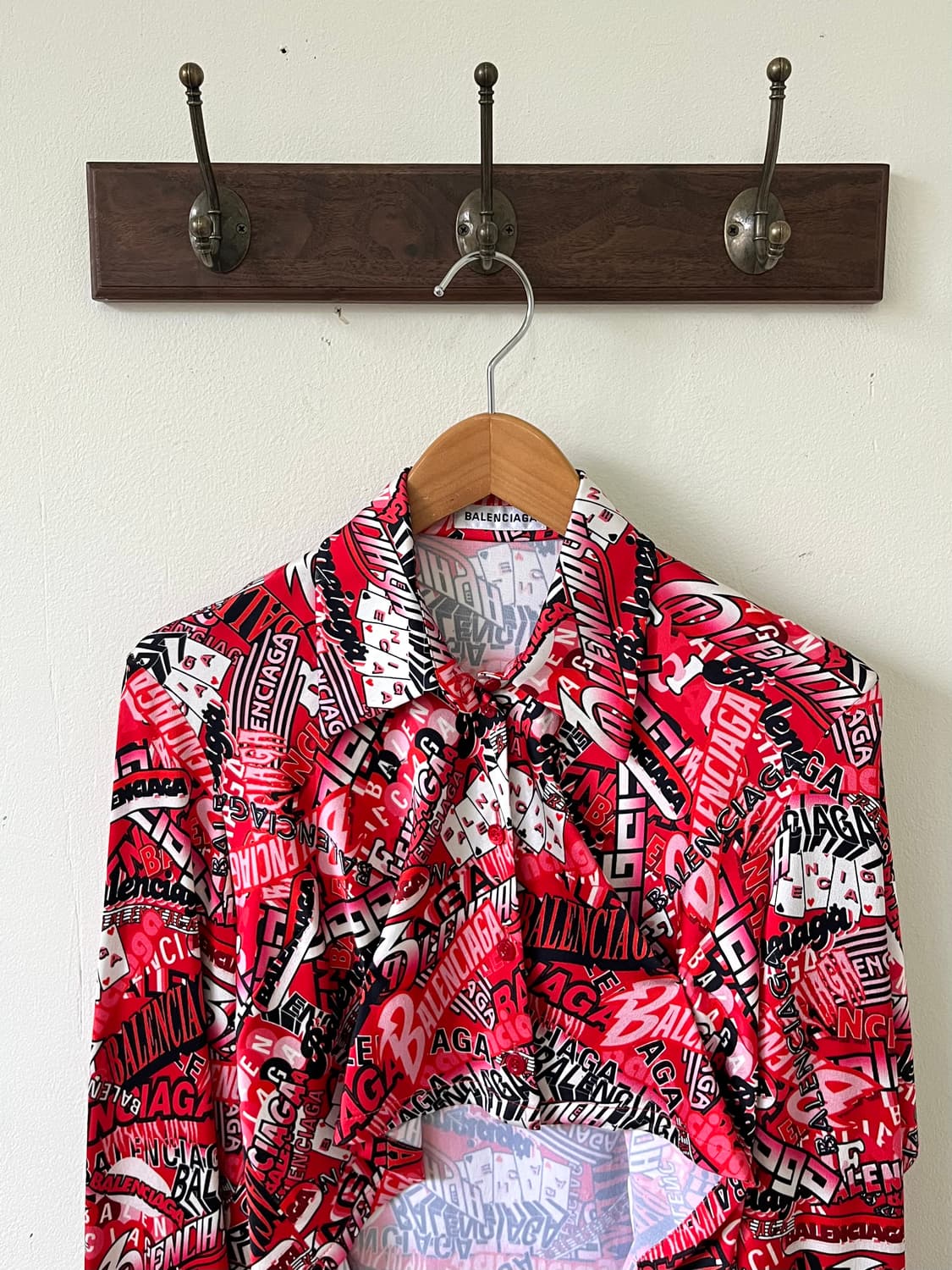 19ss 발렌시아가 울 오버 로고 프린트 셔츠 상품이미지2