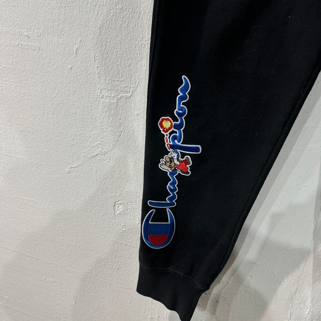 챔피온리버스위브 슈퍼마리오 스웻 조거팬츠 M 상품이미지3