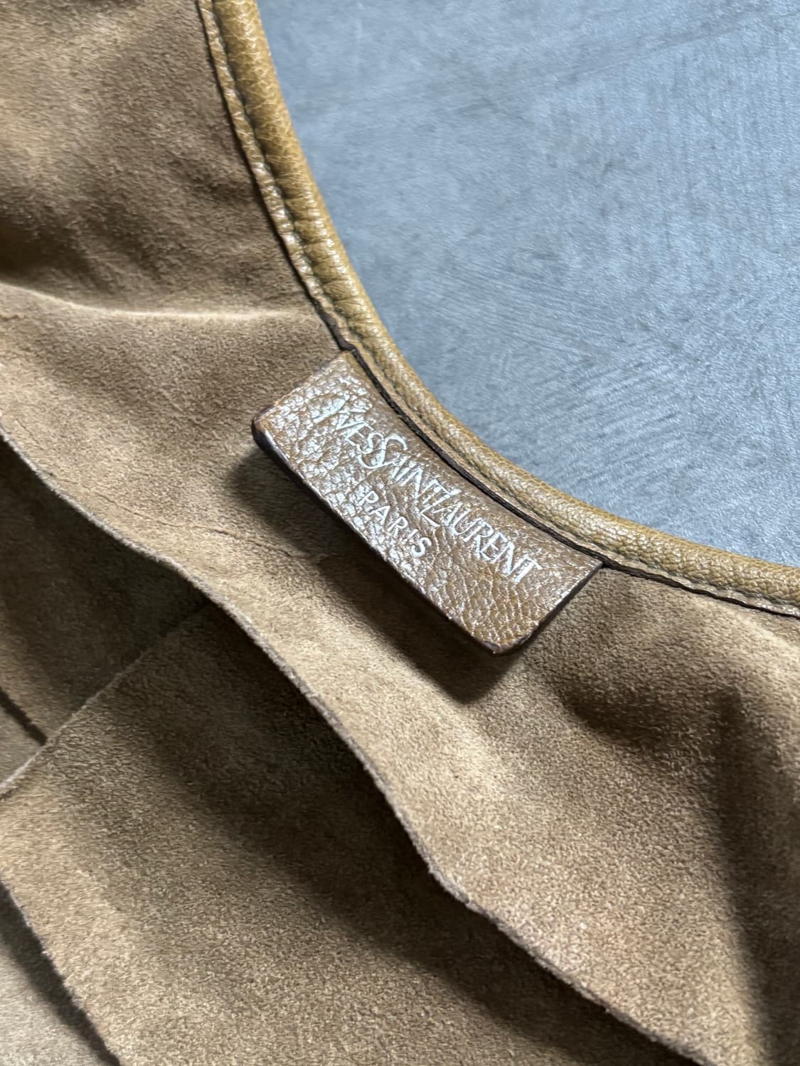 Saint Laurent 생로랑 브라운 스웨이드 백  상품이미지8