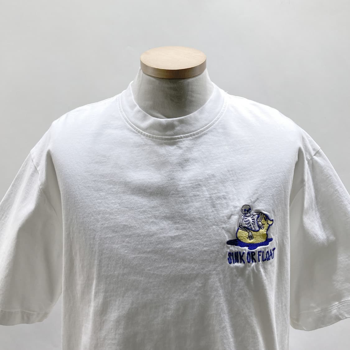 자라 남성캐쥬얼반팔티셔츠 화이트 L  상품이미지2