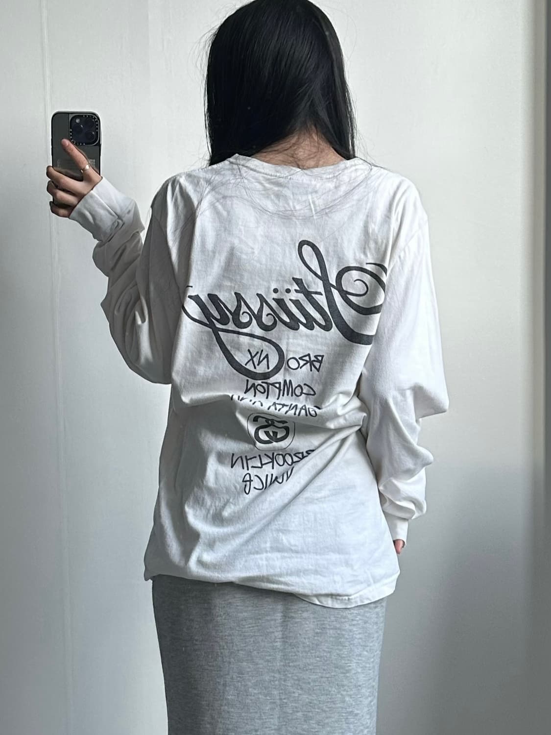 스투시 월드투어 화이트 롱슬리브 긴팔티 상품이미지2