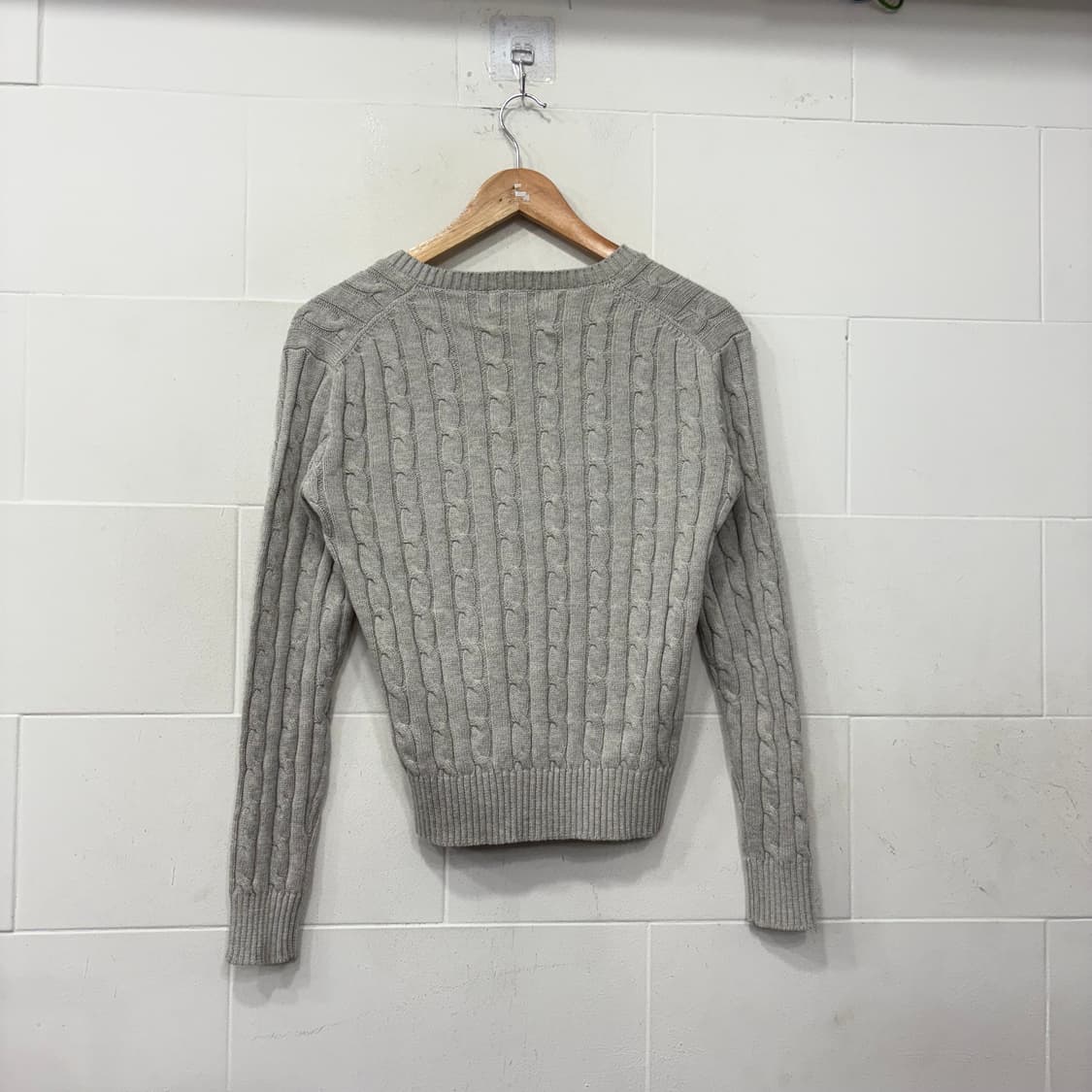 폴로랄프로렌 브이넥 꽈배기 니트 상품이미지4