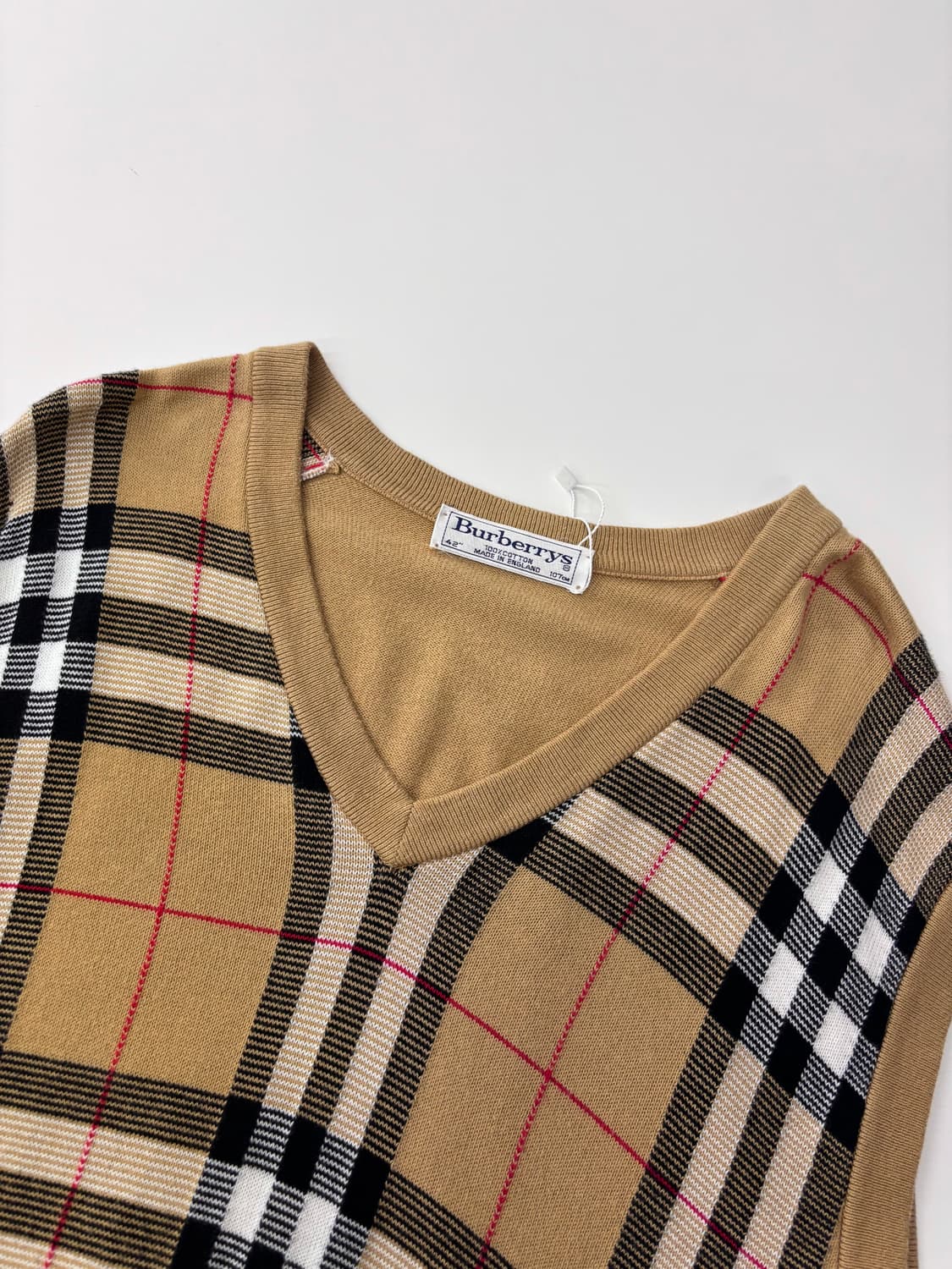 Burberry 버버리 노바체크 브이넥 슬리브리스 니트 상품이미지3