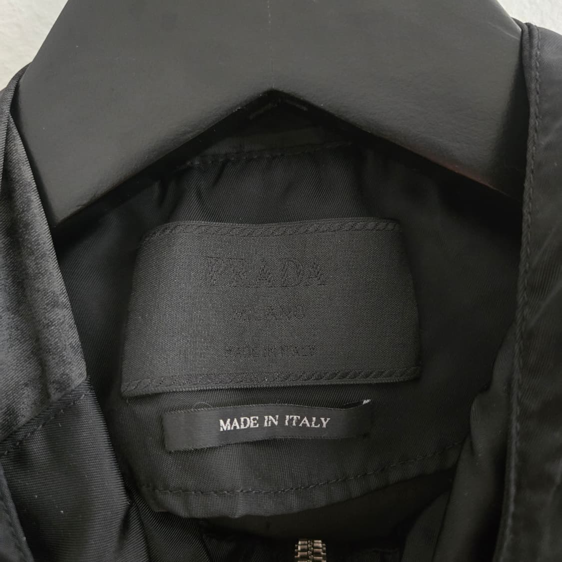 프라다 바람막이  상품이미지3