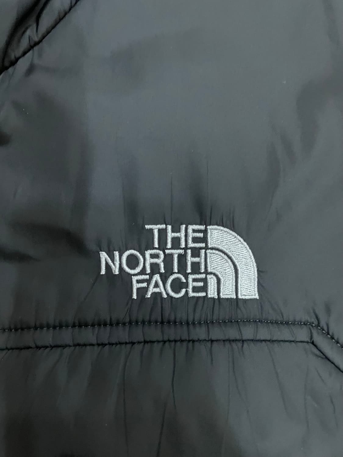 노스페이스 경량 패딩 자켓 블랙 상품이미지5