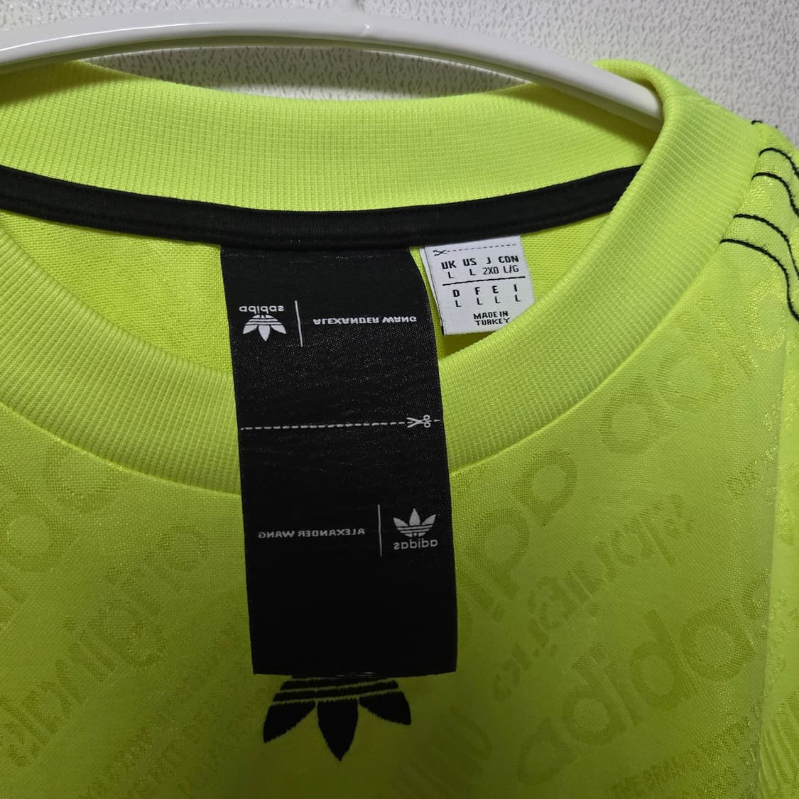 알렉산더왕X아디다스 네온 슬리브 져지 / 남성 긴팔티셔츠 / 남성 롱슬리 상품이미지3