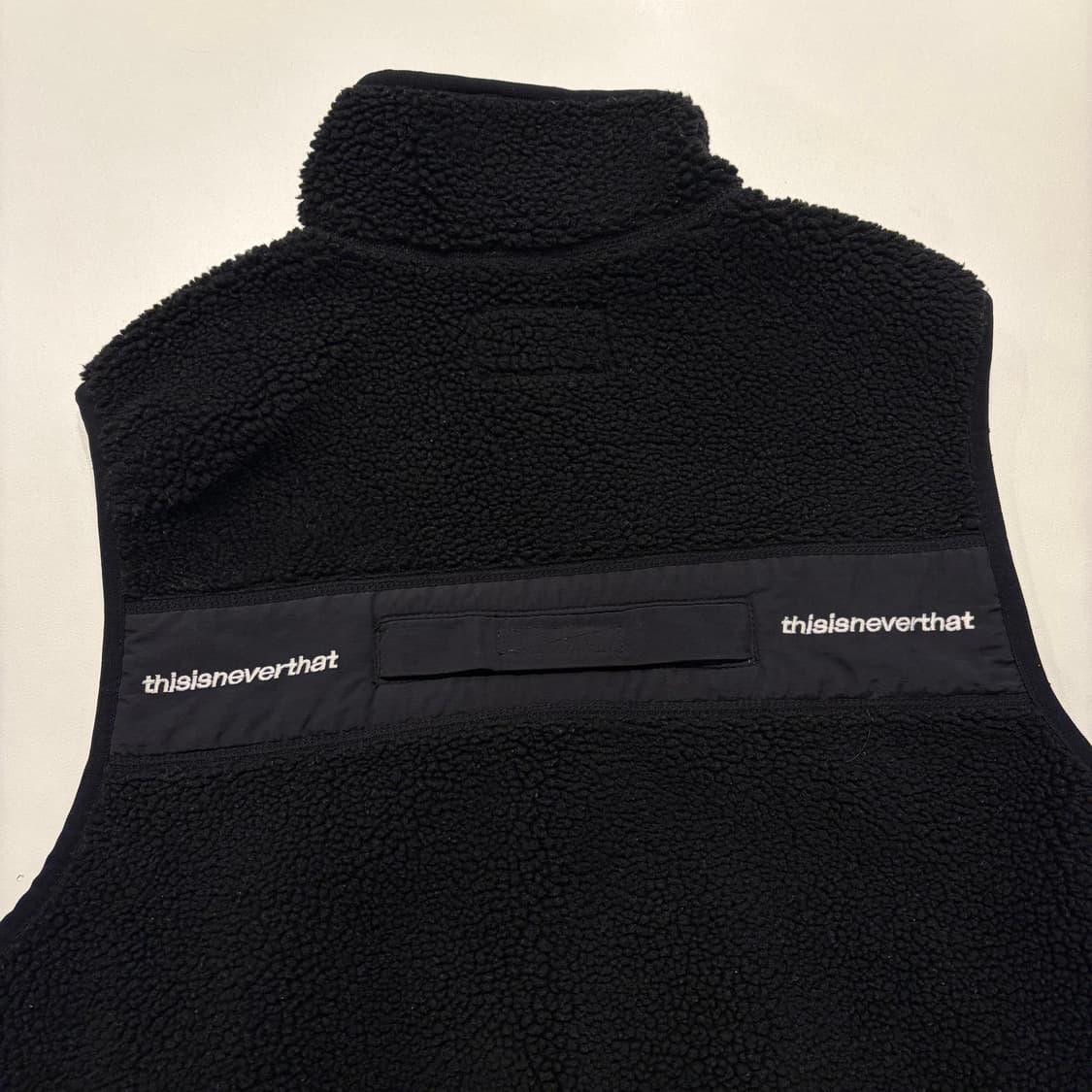 [S] 디스이즈네버댓 플리스 베스트 블랙 C561 상품이미지5