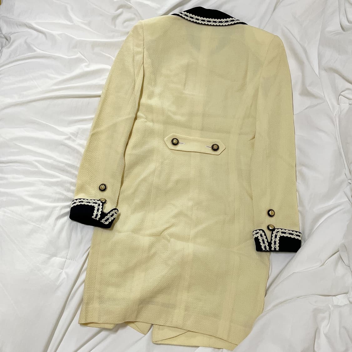 빈티지 ) 레이스트리밍 버터옐로우 미디원피스 & 롱자켓 상품이미지4