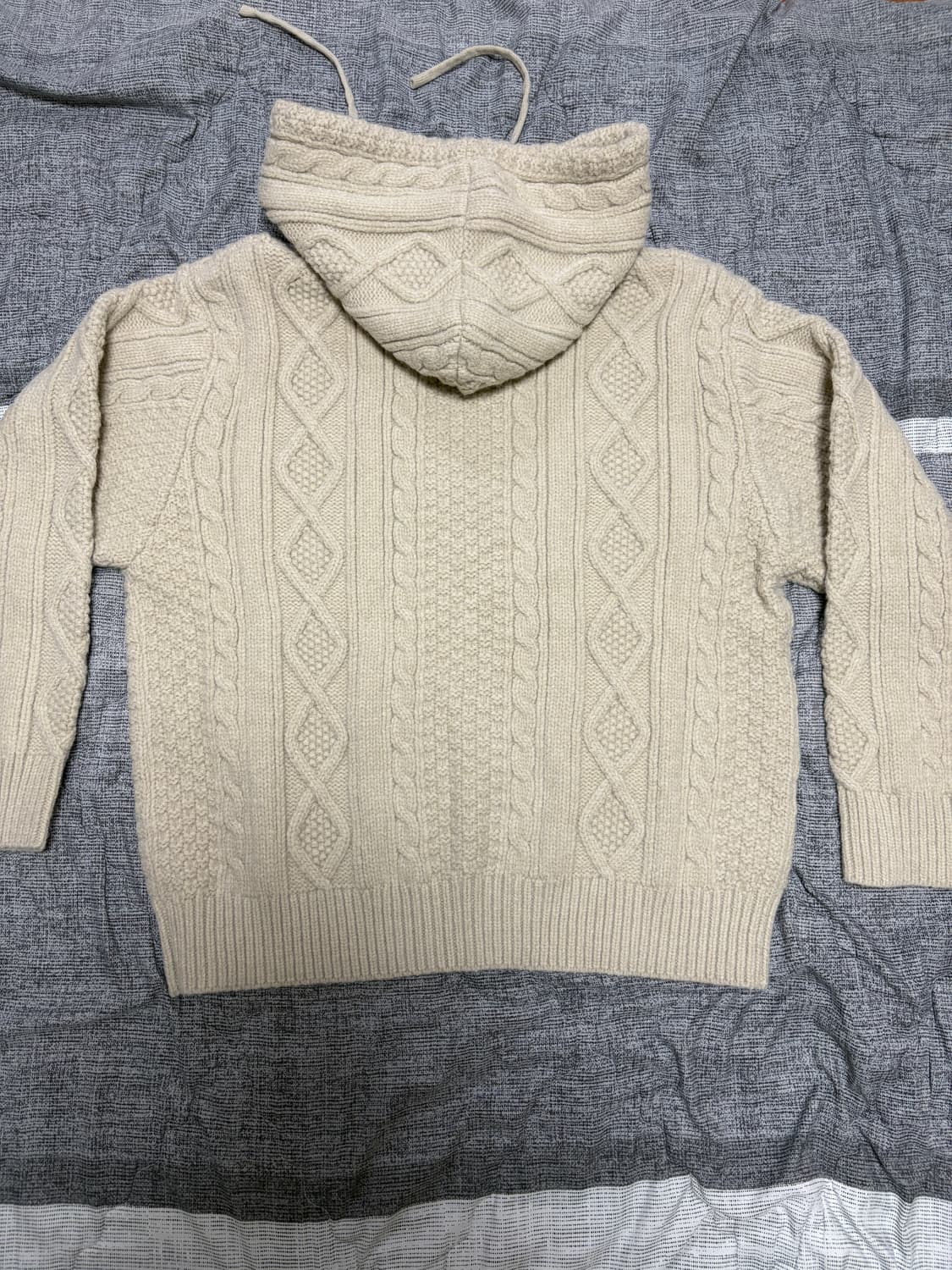 이지오 니트후드집업 상품이미지2