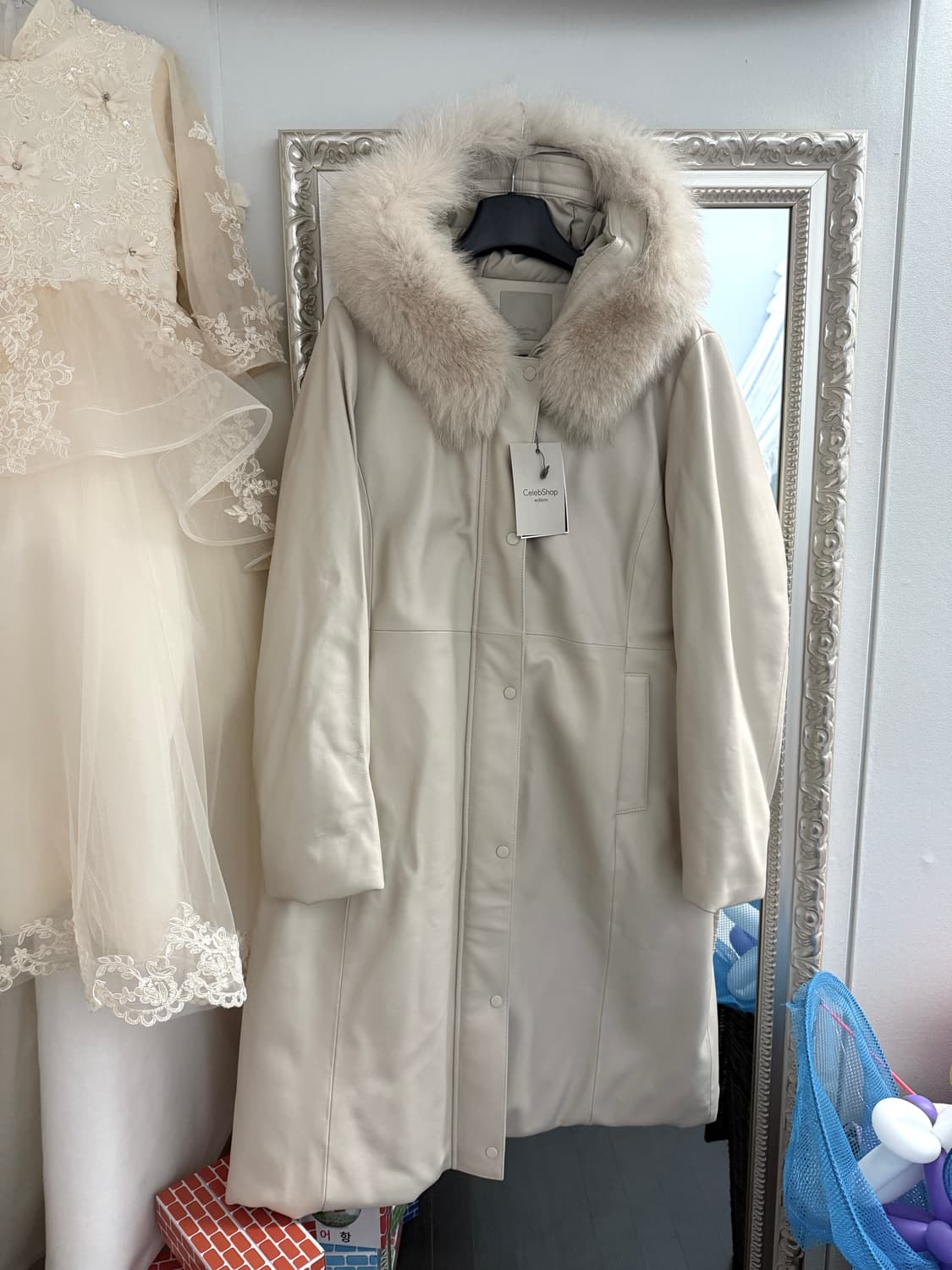 셀렙샵 램스킨 사가폭스 구스다운(66) 상품이미지1