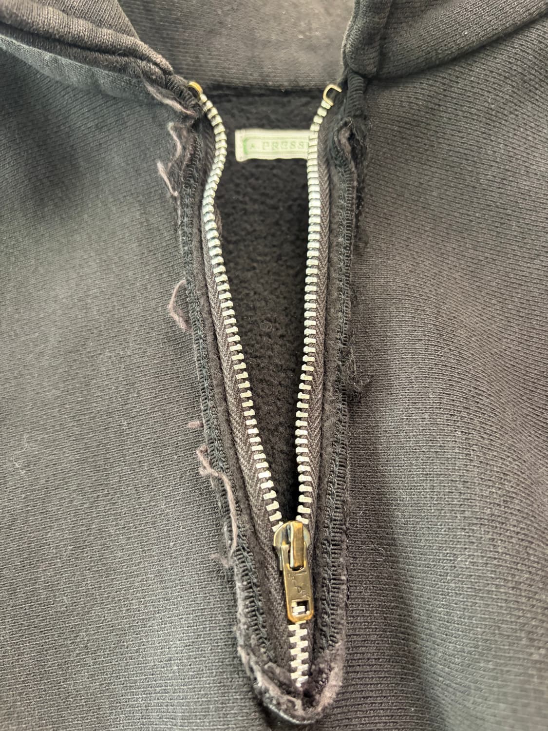 아프레쎄 하프집업 블랙3 상품이미지6