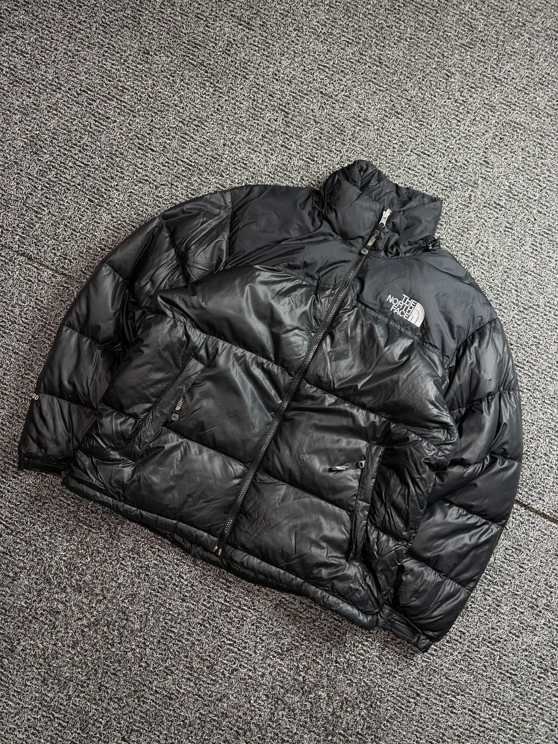 노스페이스 레트로 눕시 고프코어 다운 푸퍼 패딩 2114 상품이미지1