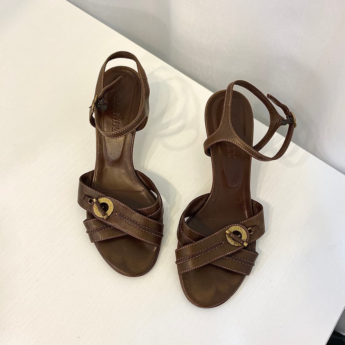 [230-235] 발리 앵클 스트랩 샌들 36.5 상품이미지6