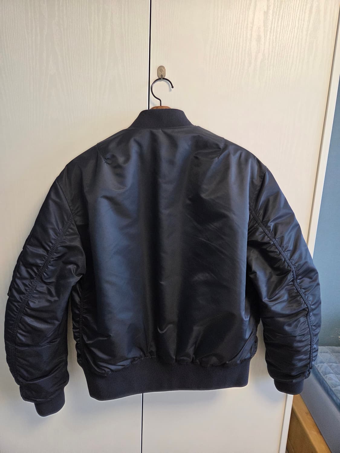 [48] 아크네 마키오 봄버 네이비 상품이미지3