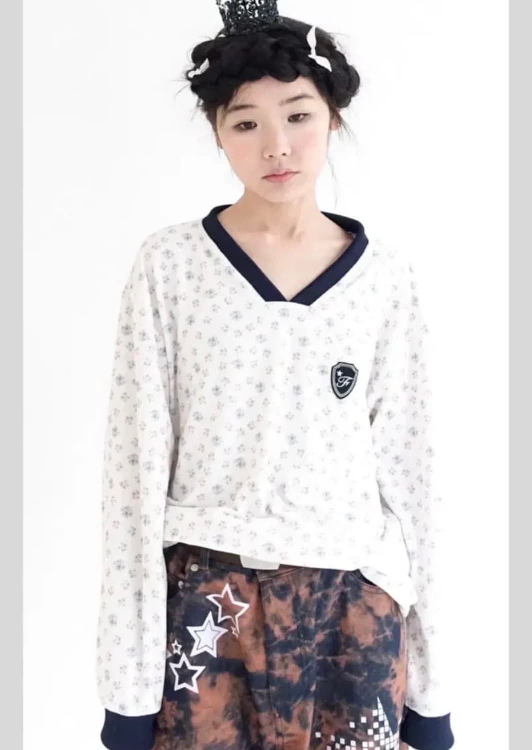 샵페어리 v neck flower terry shirts  상품이미지1