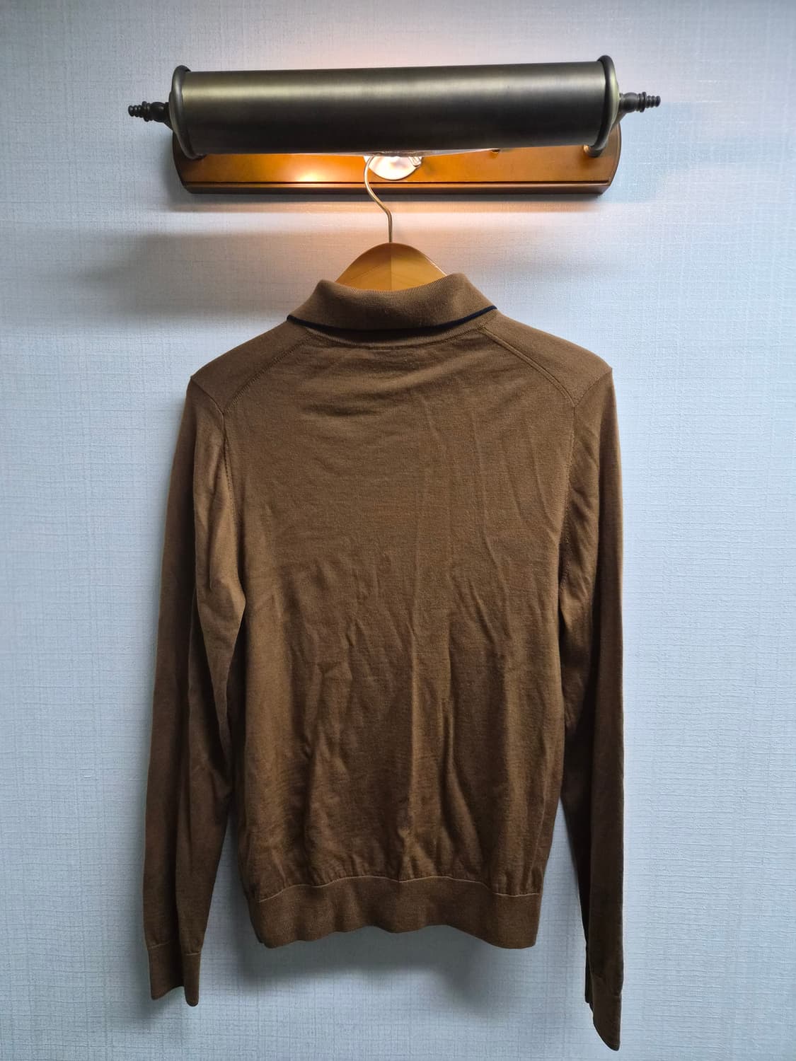 하자있음 M/95) 폴스미스 카라 니트 팝니다 상품이미지2