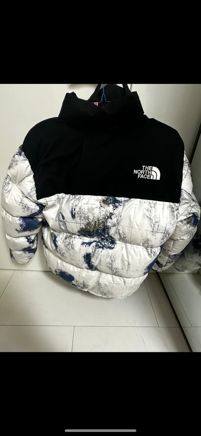 노스페이스 화이트 라벨 지구 패딩 L 상품이미지2