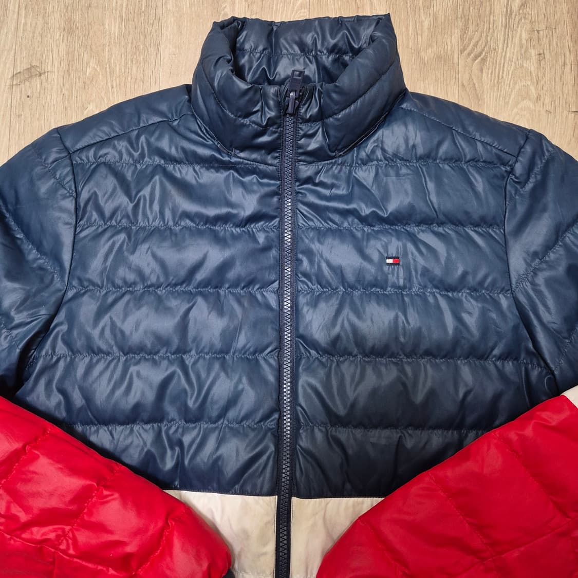 타미힐피거 남성 리버시블 경량패딩 덕다운자켓 상품이미지2