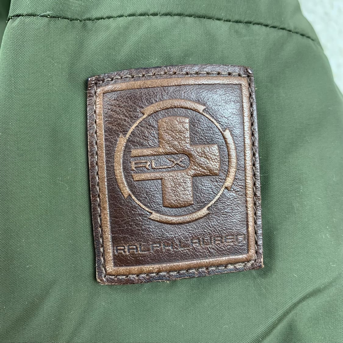 폴로 랄프로렌 RLX 로버 다운 파카 올리브 상품이미지5