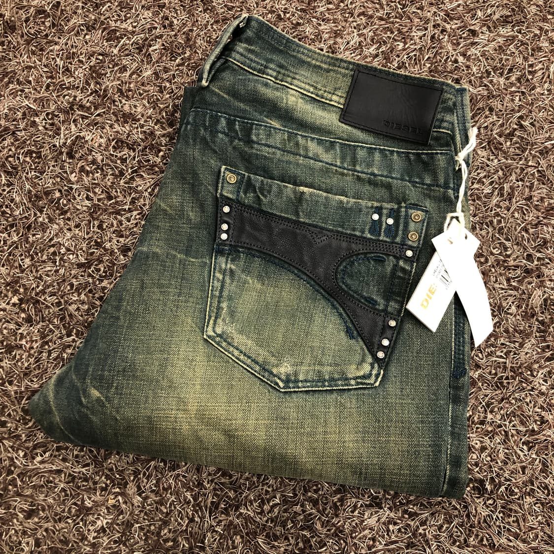 데드스탁 디젤 TIMMEN 워시드 카우레더 포켓 워싱 데님 팬츠 상품이미지1