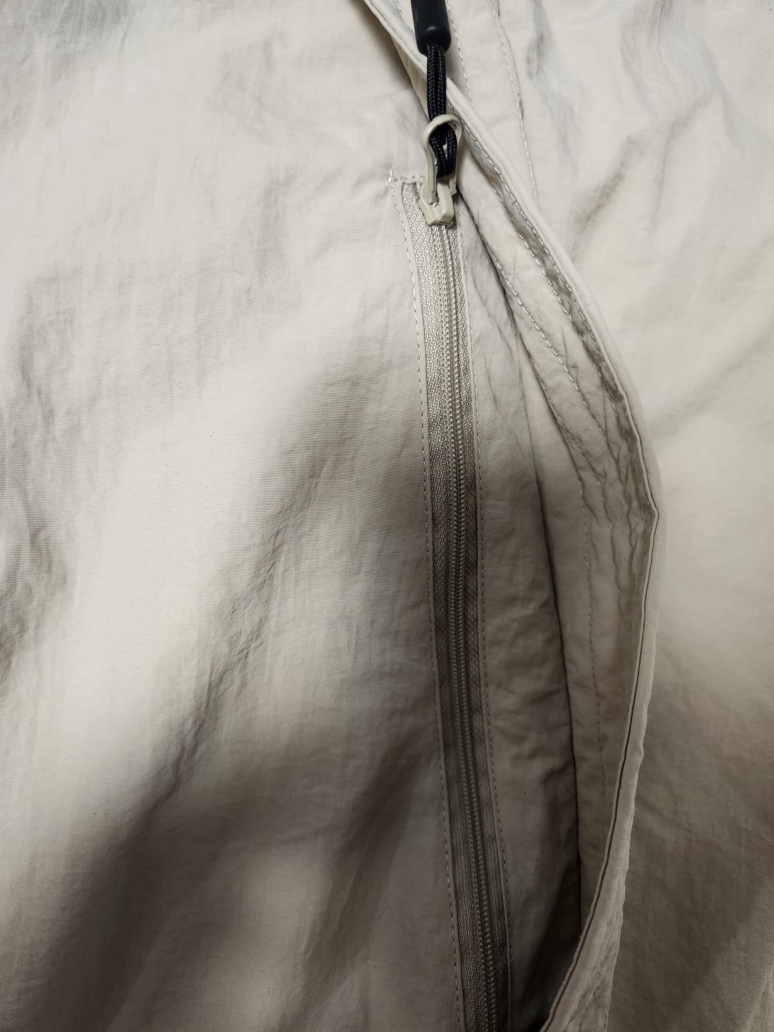 필루미네이트 오버핏 패딩점퍼 xl

새상품처럼 오염 하자없이 깨끗해요 ^ 상품이미지5