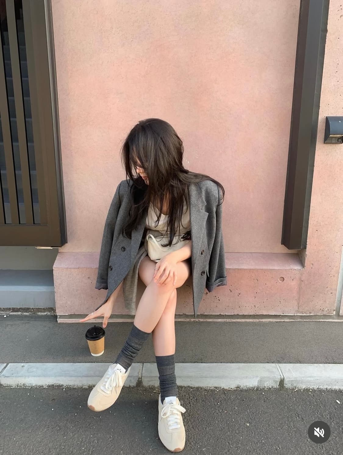 새상품) 알로요가 alo 선셋 스니커즈 샌드스톤 7.5W 상품이미지3