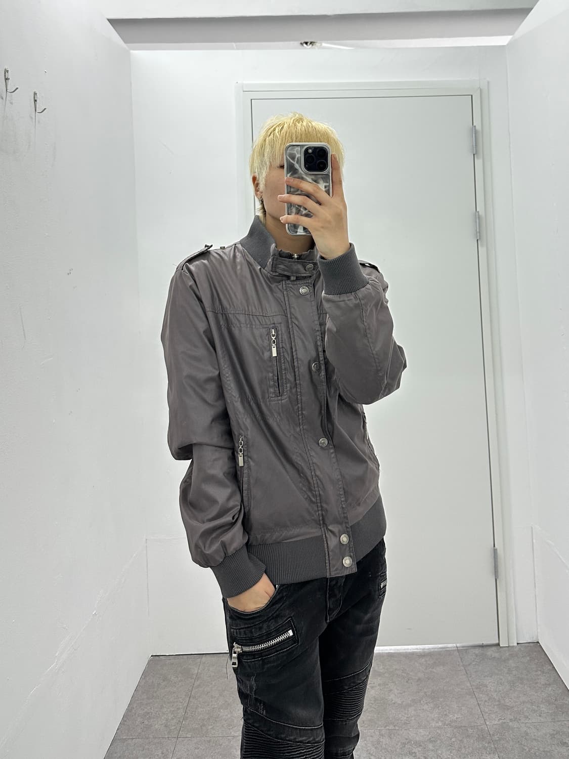 Vintage metallic multi pocket jacket 상품이미지3