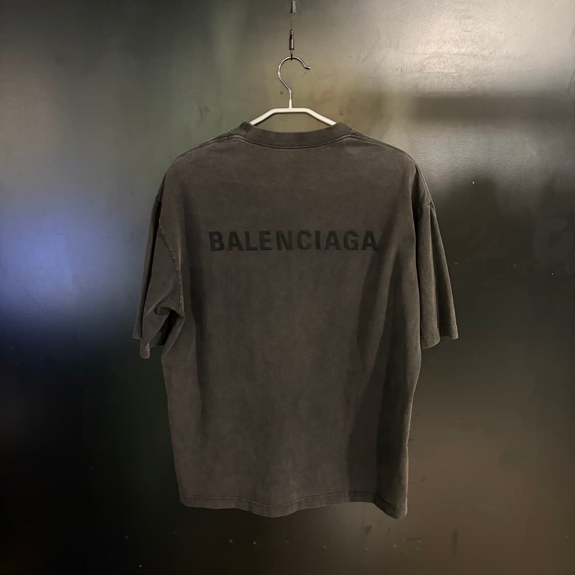 발렌시아가 백로고 워싱 반팔티 상품이미지2