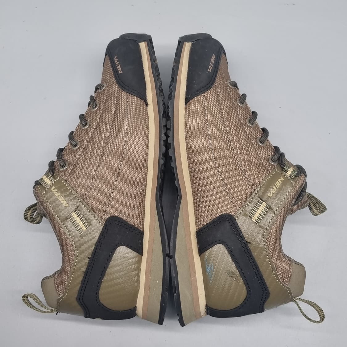 네파 베비온 여성트레킹화235 상품이미지5